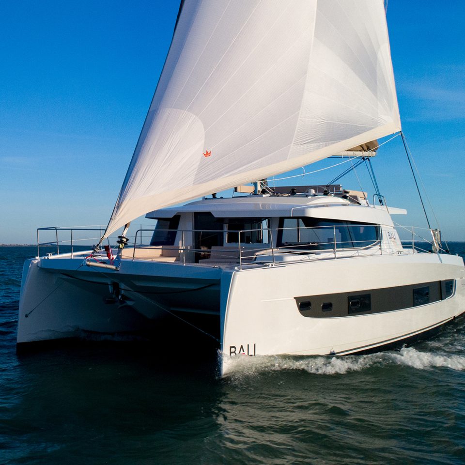 bali 4.4 sailing