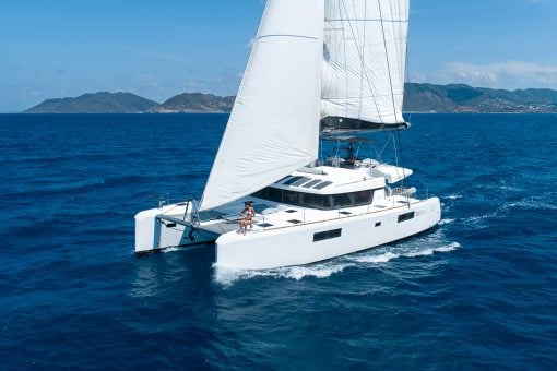 Yacht in a high return charter management program sailing at sea