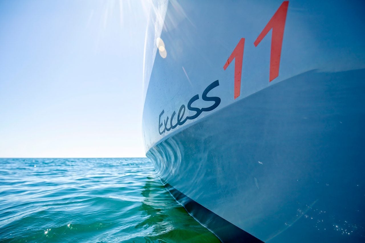 Nouveau logo de marque du modèle de bateau Excess