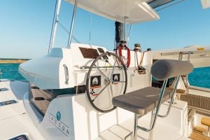 Poste de barre du Lagoon 42 Dream Yacht