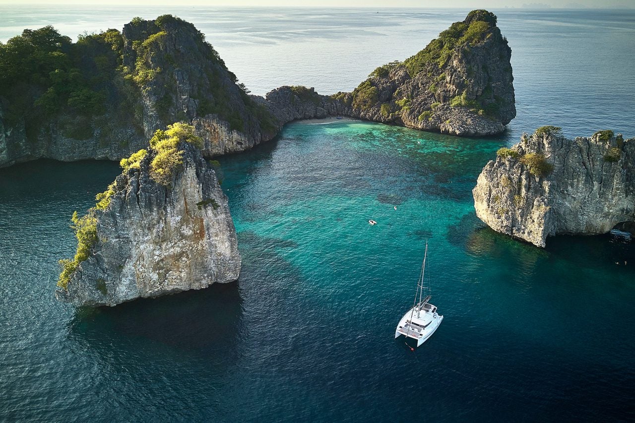 Destination mondiale Dream Yacht Thaïlande, vue aérienne du catamaran