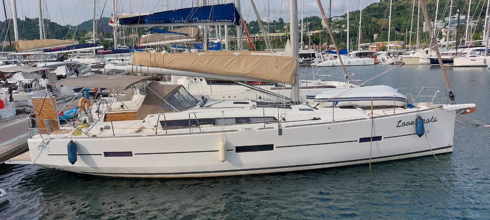 2017 Dufour 460 — Love Knot