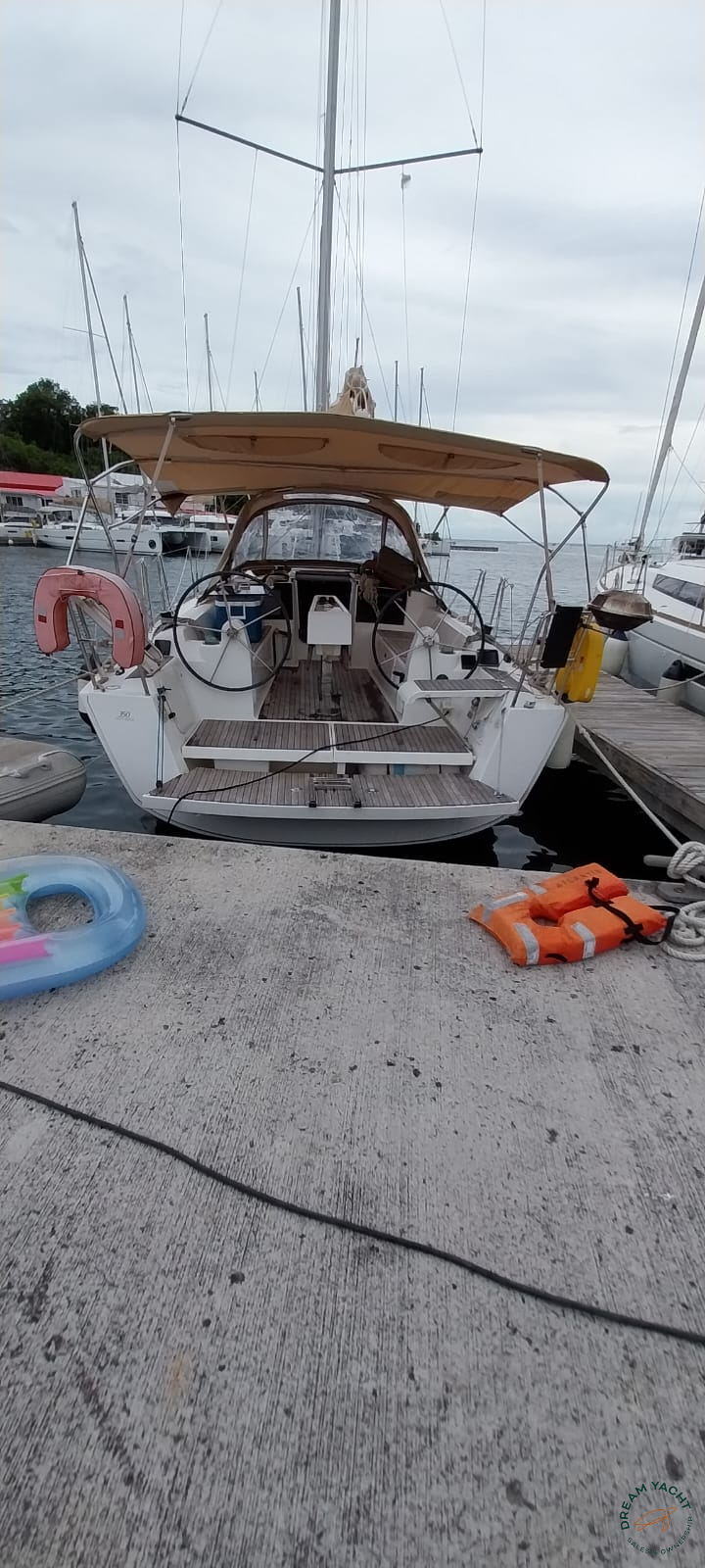 2017 Dufour 350 Gl — Pissaro