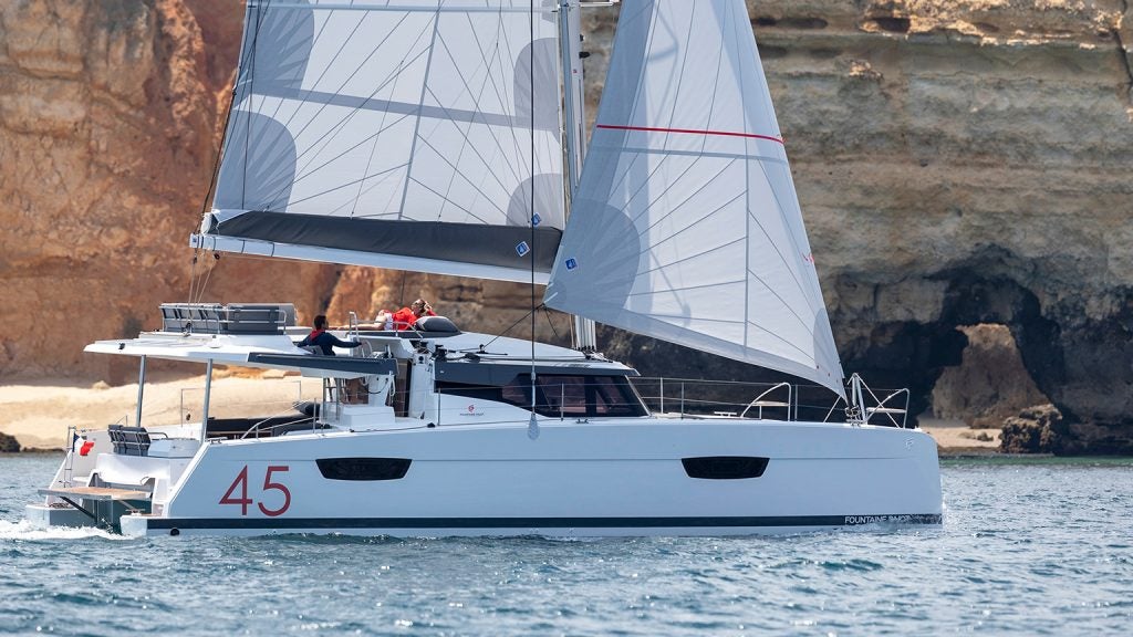 Elba catamaran model at sail