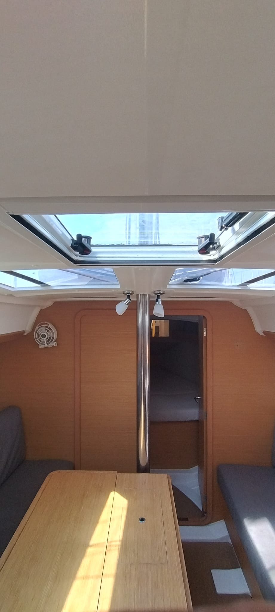 2018 Dufour 360 — Faleos