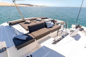 Lagoon 46 Iconic iconic sailing catamaran flybridge double sunbed