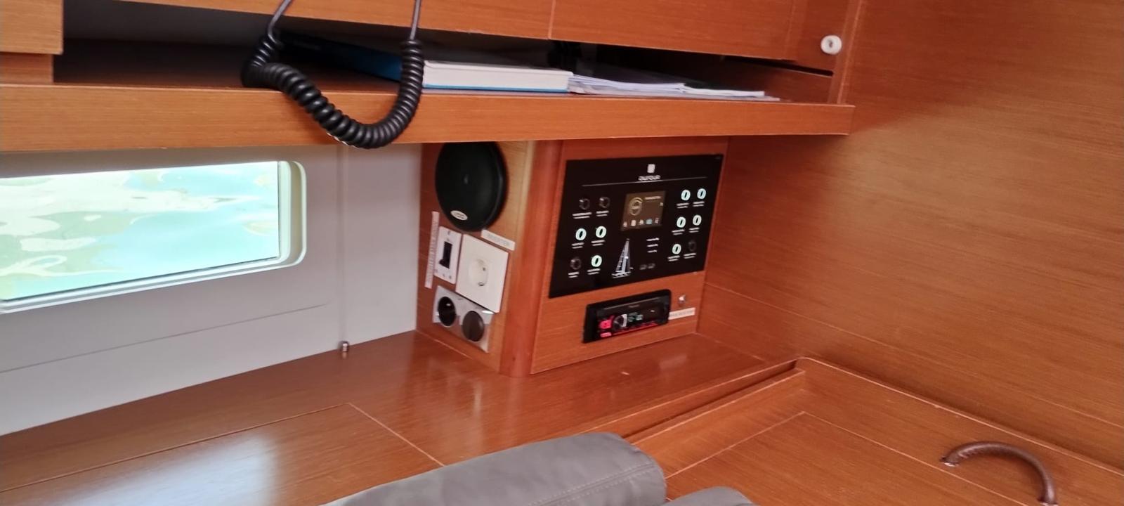 2018 Dufour 390 — Aldebaran