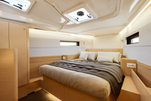 SUN ODYSSEY 415 Interior double cabin