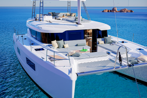 Lagoon 47 forward area