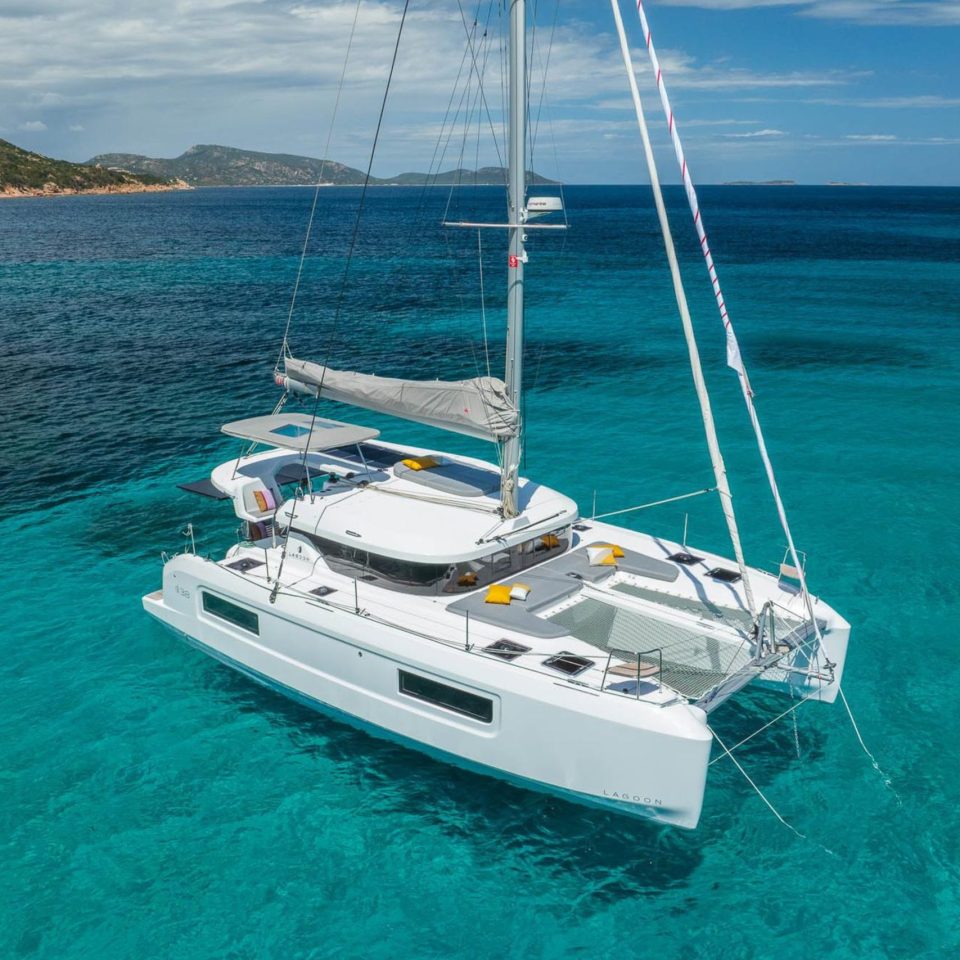 Lagoon 38