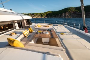 Bali 5.8 exterior front deck seating