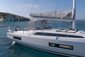 OCEANIS 42 Deck